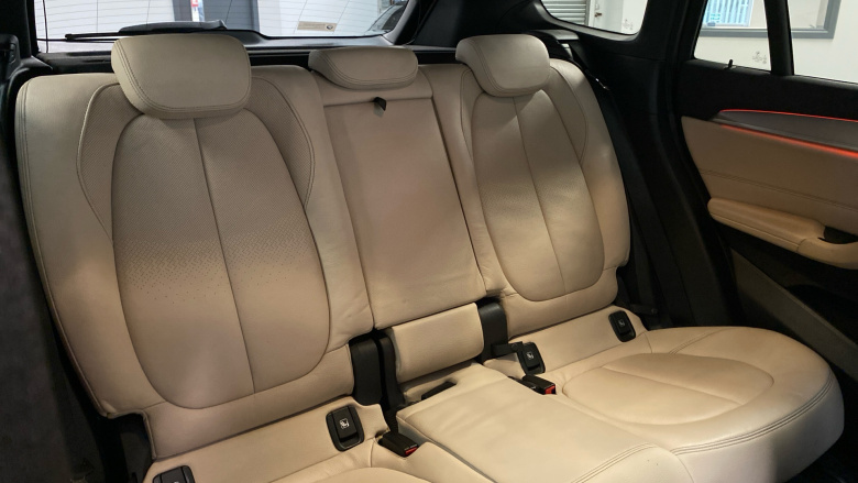 BMW X1 sDrive 20i M Sport 5dr Step Auto Petrol Estate